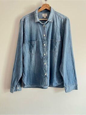 J. Crew Womens Size 22 Long sleeve denim Button down shirt NWT